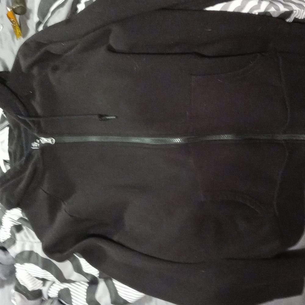 Xl black zip up hoodie